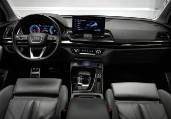 Подержанный автомобиль Audi Q5 2021 года (8 фото)