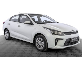 Подержанный автомобиль Kia Rio Sedan 2020 года (3 фото)