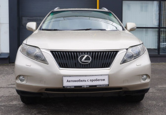 Подержанный автомобиль Lexus RX 2010 года (2 фото)