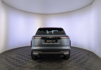 Подержанный автомобиль Jaecoo J7 2024 года (6 фото)