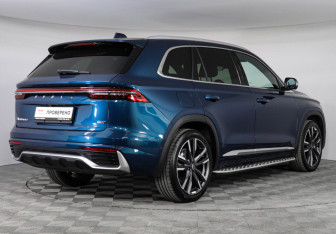Подержанный автомобиль Geely Monjaro 2024 года (5 фото)