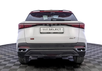 Подержанный автомобиль Omoda C5 2023 года (6 фото)