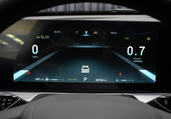 Подержанный автомобиль Chery Arrizo 8 2023 года (13 фото)