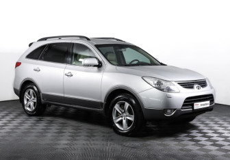 Подержанный автомобиль Hyundai ix55 2011 года (3 фото)