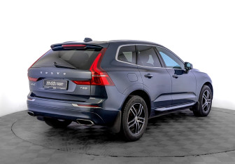 Подержанный автомобиль Volvo XC60 2020 года (5 фото)