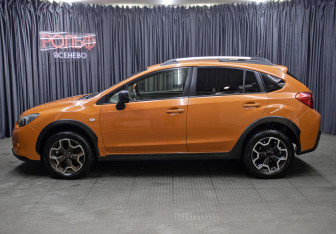 Подержанный автомобиль Subaru XV 2012 года (8 фото)