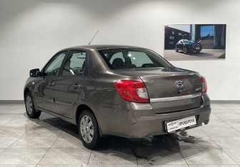 Подержанный автомобиль Datsun on-DO 2015 года (7 фото)