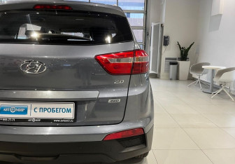 Подержанный автомобиль Hyundai Creta 2019 года (9 фото)