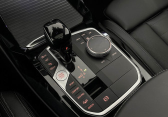 Подержанный автомобиль BMW X3 2023 года (19 фото)