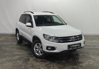 Подержанный автомобиль Volkswagen Tiguan 2014 года (3 фото)