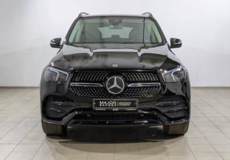 Подержанный автомобиль Mercedes-Benz GLE 2021 года (9 фото)