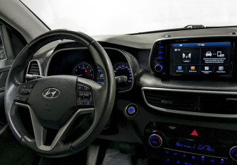 Подержанный автомобиль Hyundai Tucson 2020 года (21 фото)