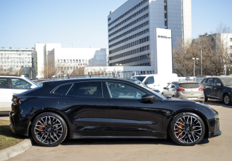 Подержанный автомобиль Zeekr 001 2024 года (3 фото)