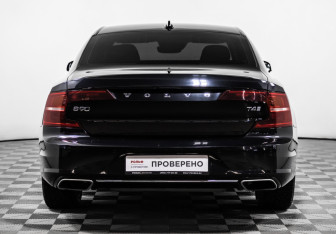 Подержанный автомобиль Volvo S90 2019 года (6 фото)