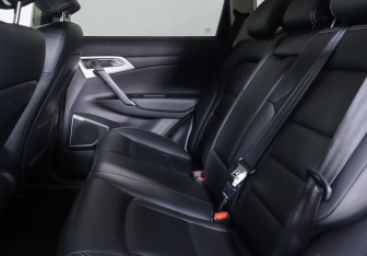 Подержанный автомобиль Geely Atlas 2018 года (17 фото)