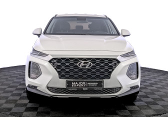 Подержанный автомобиль Hyundai Santa Fe 2018 года (2 фото)