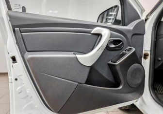 Подержанный автомобиль LADA (ВАЗ) Largus Wagon 2021 года (18 фото)