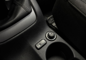 Подержанный автомобиль Skoda Octavia Liftback 2012 года (19 фото)