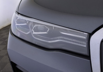 Подержанный автомобиль BMW X7 2019 года (17 фото)