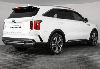 Подержанный автомобиль Kia Sorento 2020 года (5 фото)