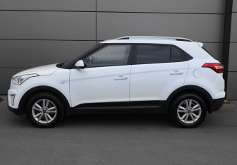 Подержанный автомобиль Hyundai Creta 2016 года (8 фото)