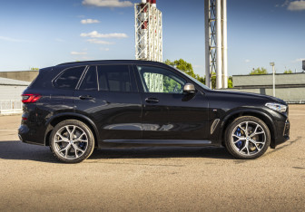 Подержанный автомобиль BMW X5 2019 года (4 фото)
