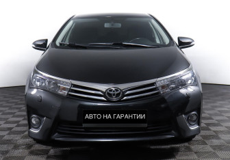 Подержанный автомобиль Toyota Corolla Sedan 2016 года (2 фото)