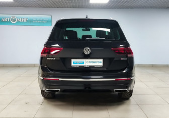 Подержанный автомобиль Volkswagen Tiguan 2018 года (6 фото)