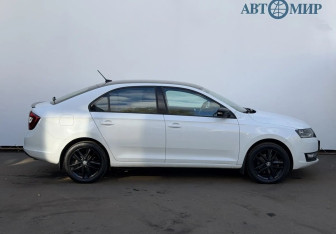 Подержанный автомобиль Skoda Rapid Liftback 2019 года (4 фото)