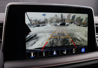 Подержанный автомобиль Chevrolet Tahoe 2024 года (16 фото)