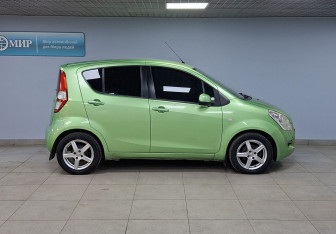 Подержанный автомобиль Suzuki Splash 2010 года (4 фото)