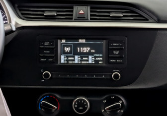 Подержанный автомобиль Kia Rio Sedan 2021 года (15 фото)