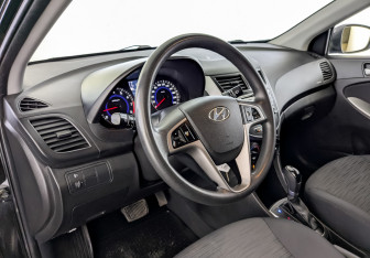 Подержанный автомобиль Hyundai Solaris Sedan 2016 года (16 фото)