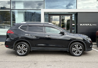 Подержанный автомобиль Nissan X-Trail 2020 года (4 фото)