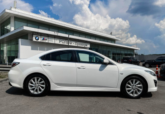 Подержанный автомобиль Mazda 6 Sedan 2010 года (4 фото)