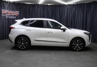 Подержанный автомобиль Haval Jolion 2021 года (4 фото)