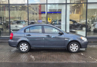 Подержанный автомобиль Hyundai Verna Sedan 2008 года (4 фото)