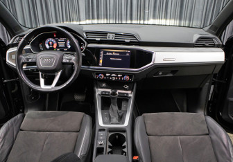 Подержанный автомобиль Audi Q3 2020 года (14 фото)