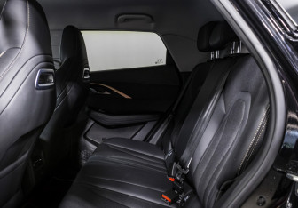 Подержанный автомобиль Omoda C5 2024 года (13 фото)