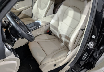 Подержанный автомобиль Mercedes-Benz GLC Coupe 2021 года (20 фото)