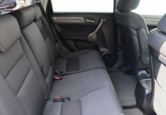 Подержанный автомобиль Honda CR-V 2008 года (21 фото)