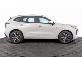 Подержанный автомобиль Haval Jolion 2022 года (4 фото)