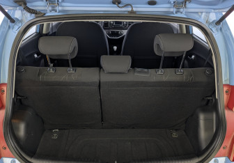 Подержанный автомобиль Kia Picanto 2011 года (10 фото)