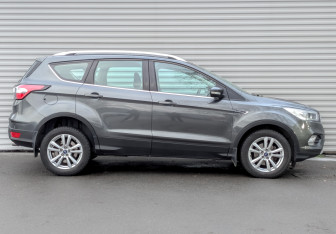 Подержанный автомобиль Ford Kuga 2018 года (4 фото)