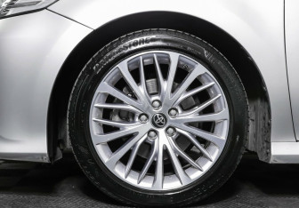 Подержанный автомобиль Toyota Camry Sedan 2018 года (7 фото)