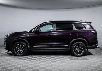 Подержанный автомобиль Chery Tiggo 8 Pro Max 2022 года (8 фото)