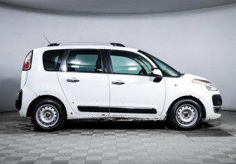 Подержанный автомобиль Citroen C3 Picasso 2011 года (4 фото)