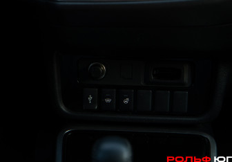 Подержанный автомобиль Mitsubishi Outlander 2020 года (18 фото)