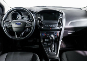 Подержанный автомобиль Ford Focus Wagon 2019 года (10 фото)
