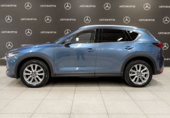 Подержанный автомобиль Mazda CX-5 2020 года (8 фото)